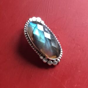 NWOT. Sterling Silver Labradorite Oxide Pendant